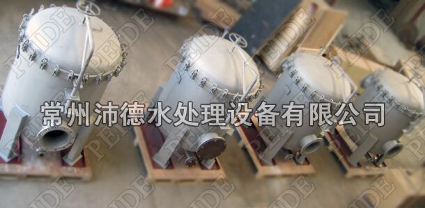 8台多袋式过滤器生产完毕进行包装2